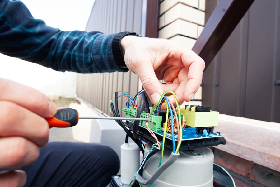 How Do Complete Gate System Troubleshooting Services Work?